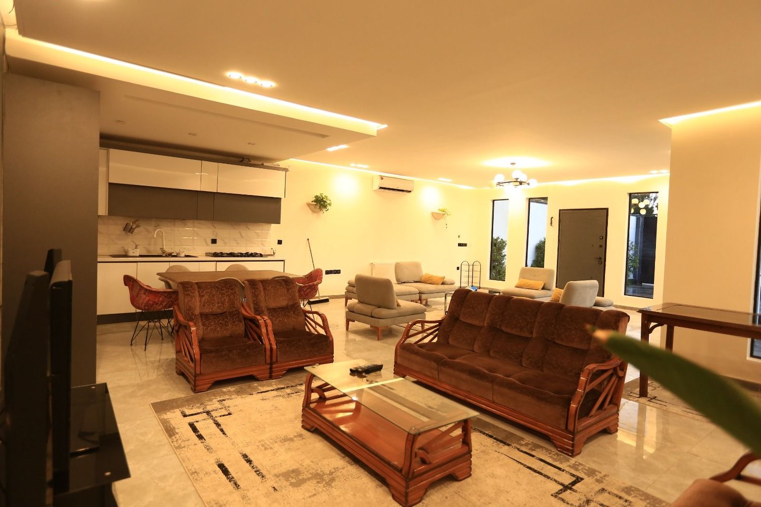 دوخوابه استخردار آبگرم الگانت 3