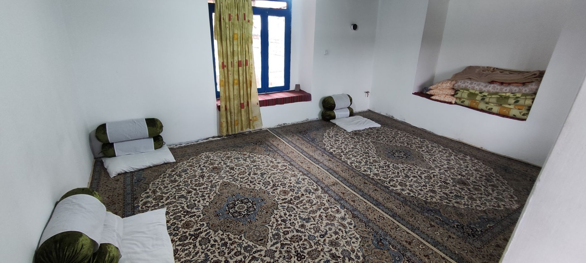 سنگ چشمه - واحد ۱