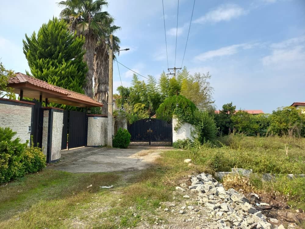 ویلا یک خوابه ساحلی آرا