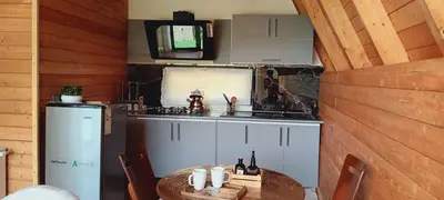 کلبه یک خوابه سوئیسی جنگلی هالیدی