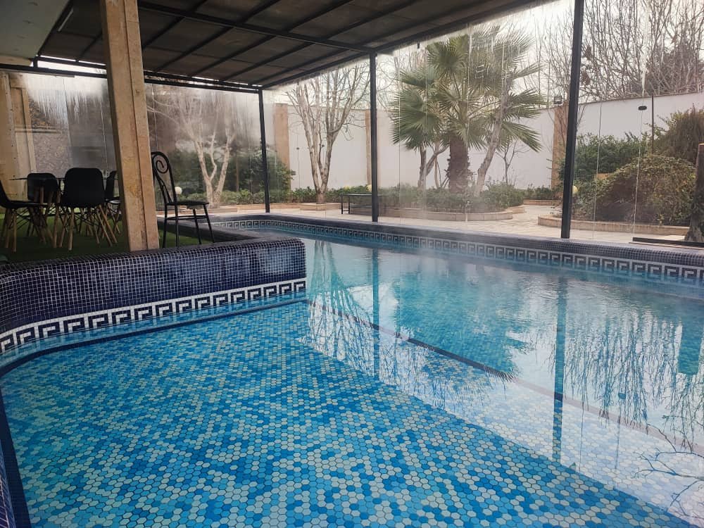 ویلا دوخوابه استخردار آبگرم کهن ۲