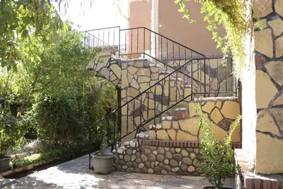 بومگردی شاردون - واحد شومینه