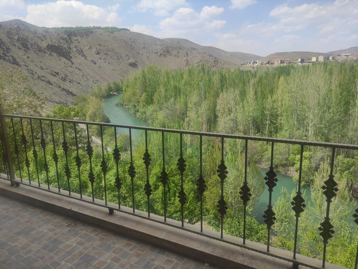 دوخوابه چم زاینده رود