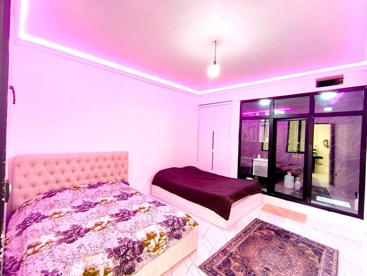 ویلا دوخوابه استخر آبگرم نیلگون