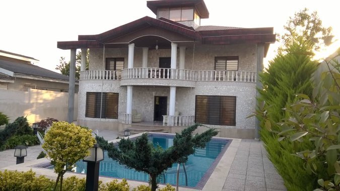 ویلا چهارخوابه استخردار آبگرم مهاجر