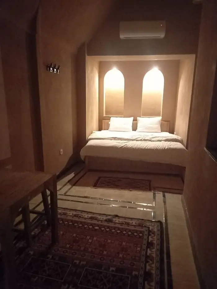 بوم گردی سرای دشتی - واحد شادی - اتاق ۲نفره خاص