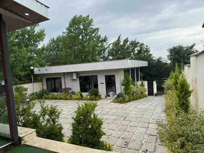 ویلا دوخوابه استخردار آبگرم داموون - انتخاب عنوان تصویر