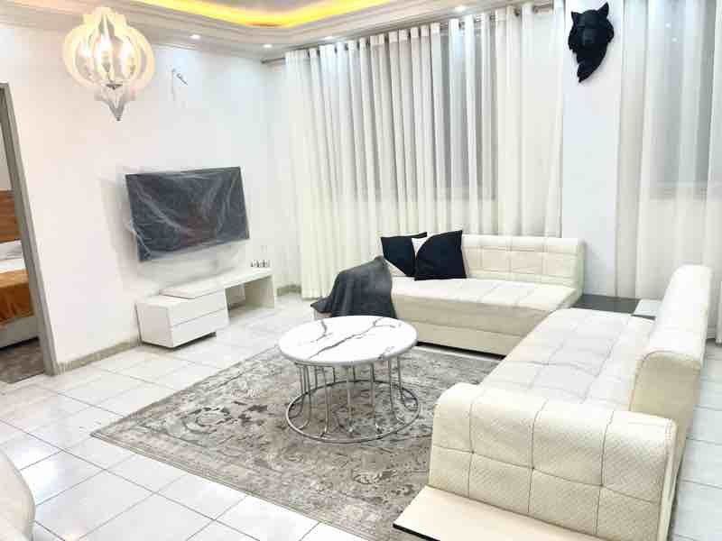 آپارتمان دوخوابه وی ای پی پلاس