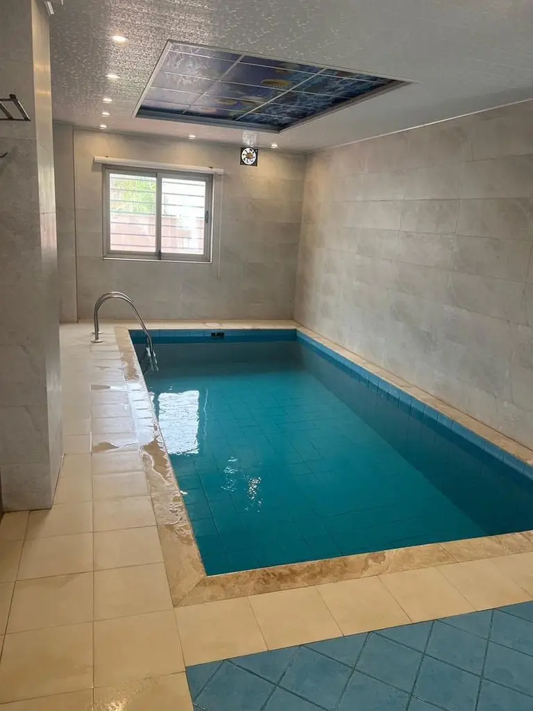 ویلا سه خوابه استخردار آبگرم باران ۱