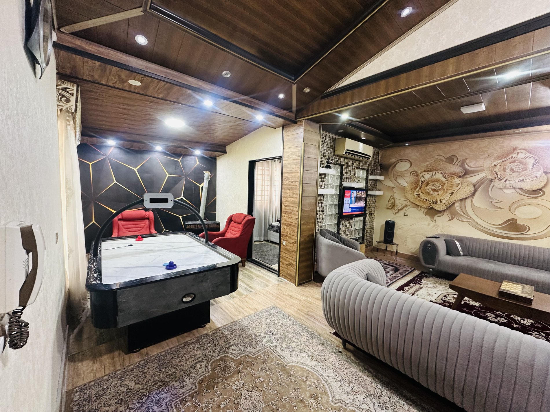 ویلا سه خوابه استخردار آبگرم باران ۲