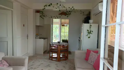 ویلا یک خوابه آفتاب گردان 1