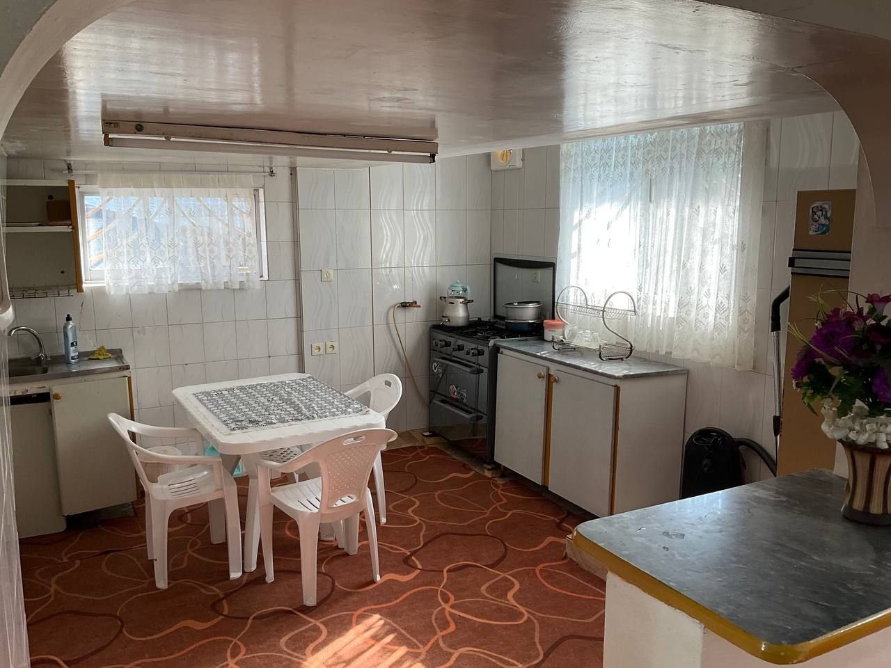 آپارتمان دوخوابه کوهپایه بلوط