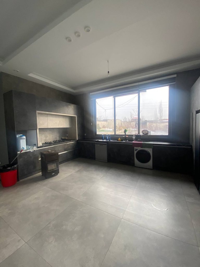 ویلا دوخوابه دهکده مدرن