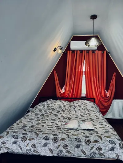 کلبه یک خوابه آشیانه عقاب