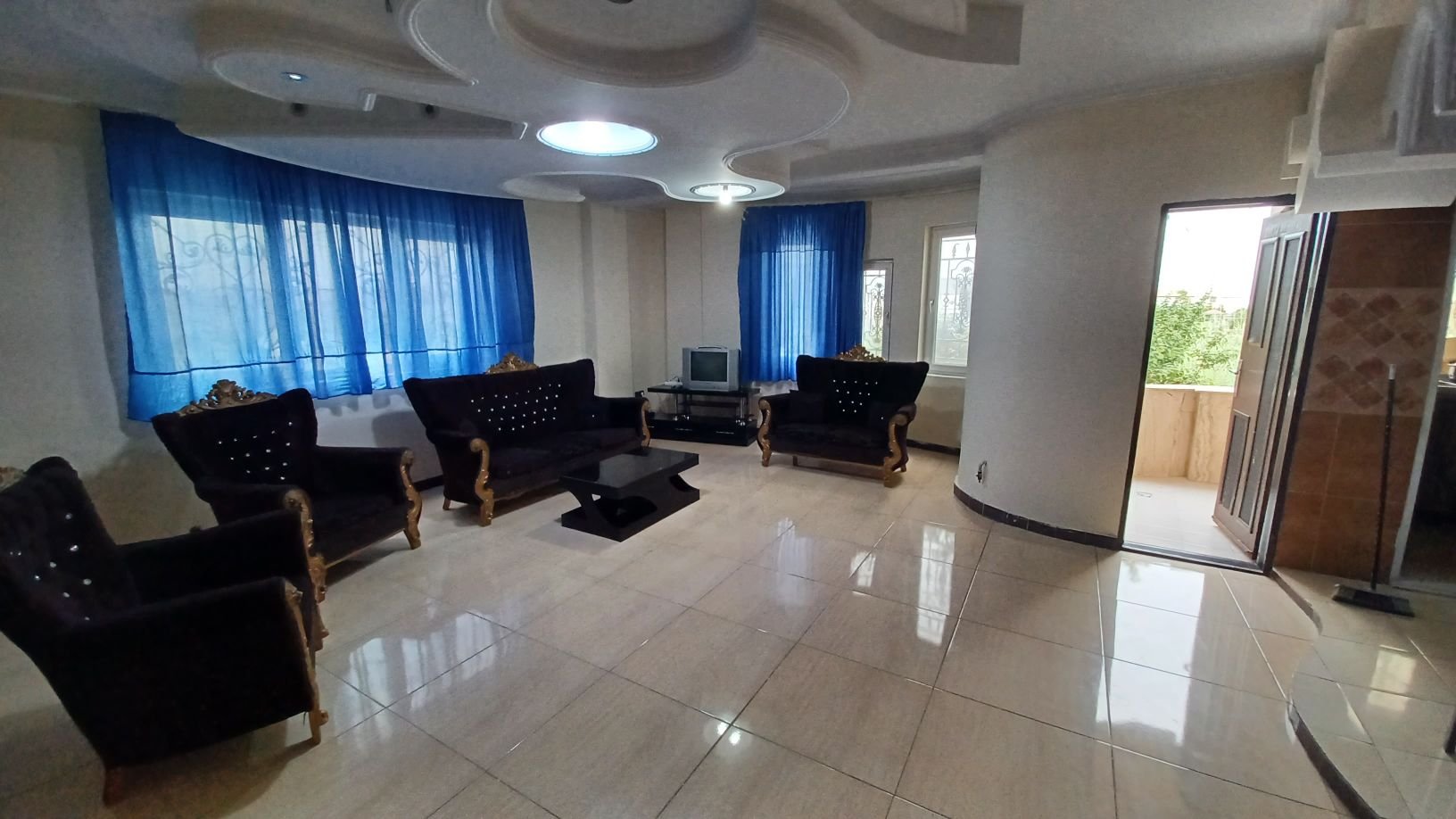 ویلا دوخوابه قصر عمارت 42