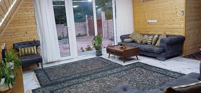 کلبه دوخوابه سوئیسی بیریا