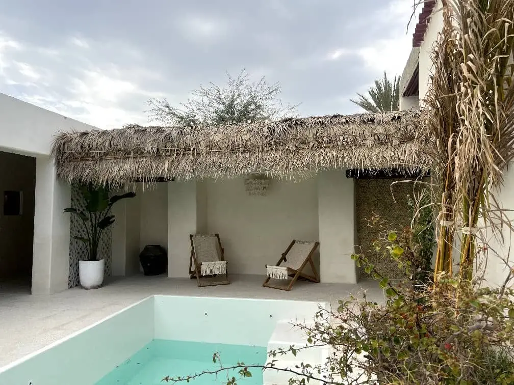 بوم گردی پنج خوابه استخردار حیاط ما