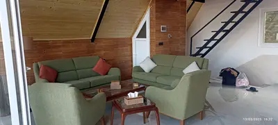 کلبه دوخوابه جکوزی دار جنگلی کاریزما