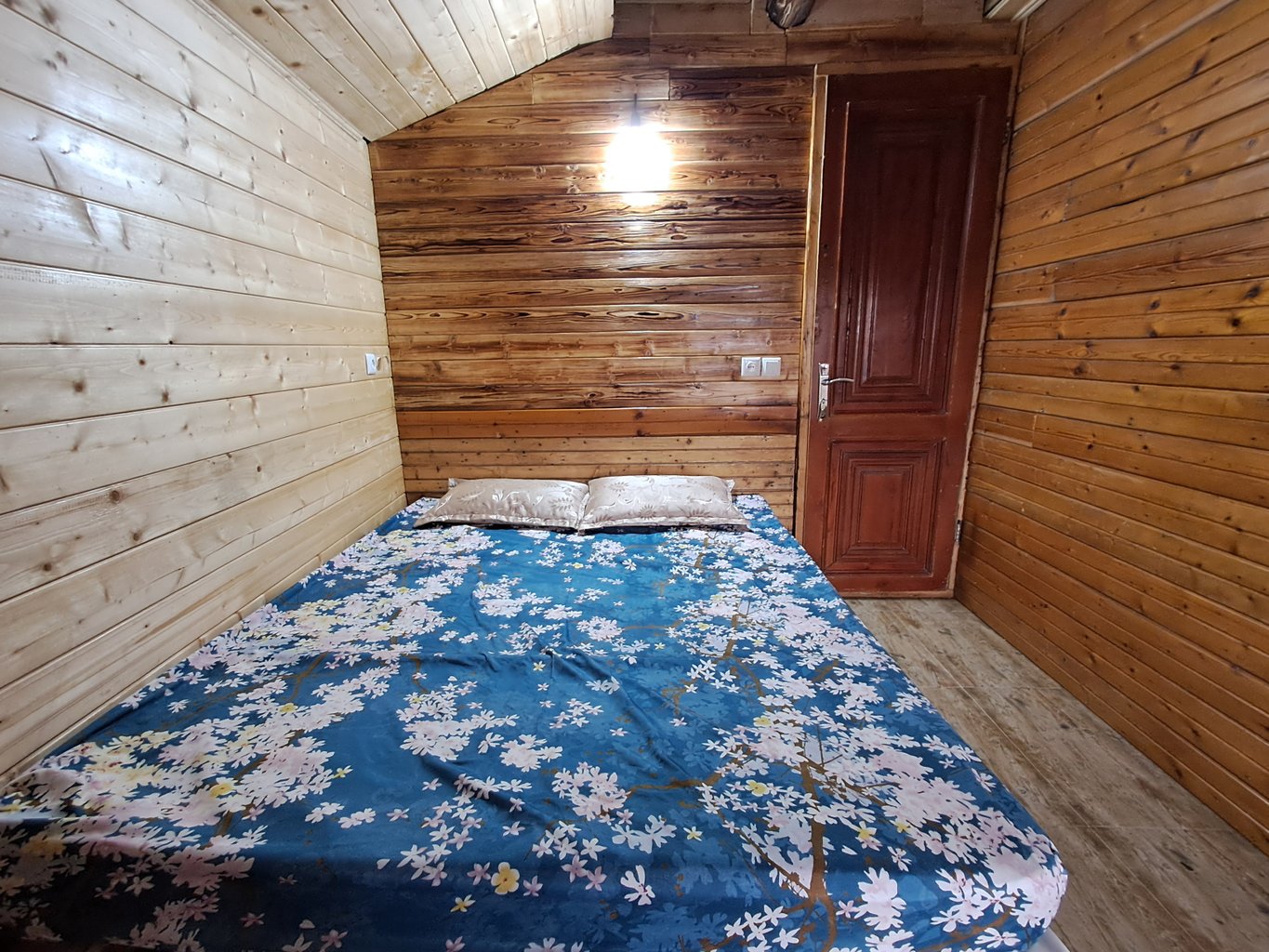 کلبه یک خوابه جنگلی اوبن