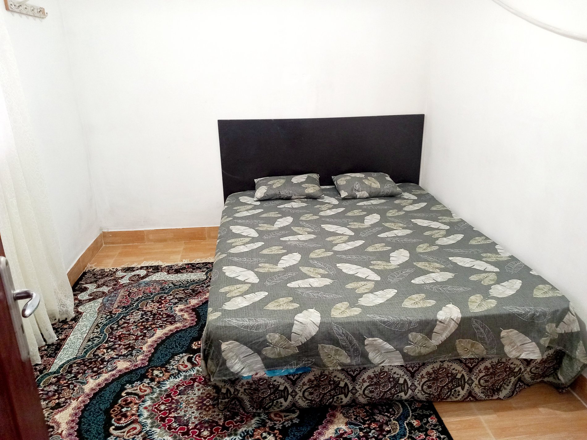 سوئیت دوخوابه ایران مهر۳