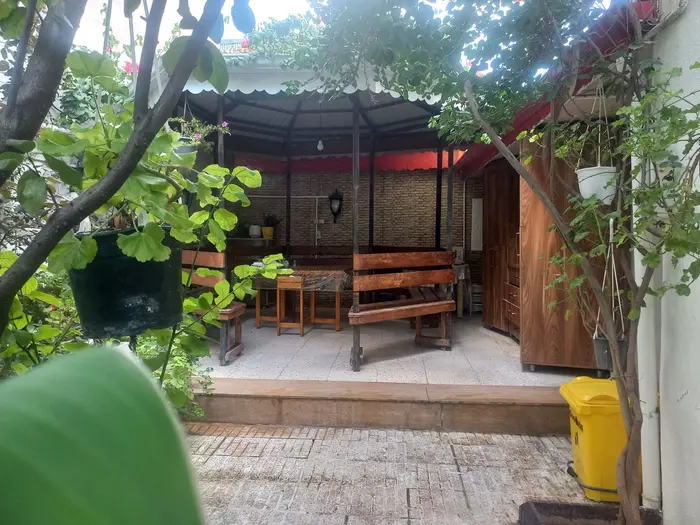 ویلا دوخوابه باغچه مینو