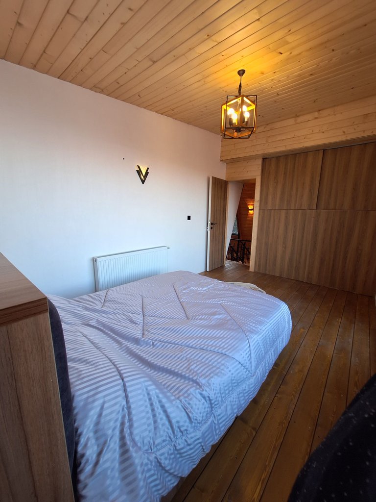 کلبه دوخوابه سوئدی دوبلکس جکوزی دار گلبرگ