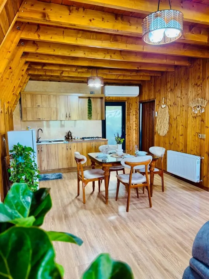 کلبه دوخوابه جکوزی دار چوبی نیلو