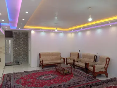 آپارتمان دوخوابه گلبرگ ۳