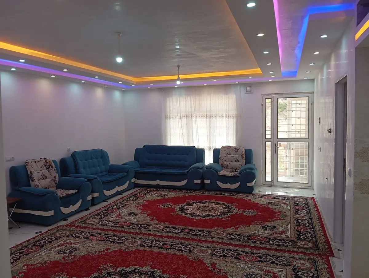 آپارتمان سه خوابه گلبرگ ۲