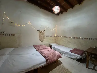 هاستل ژوان - واحد 2