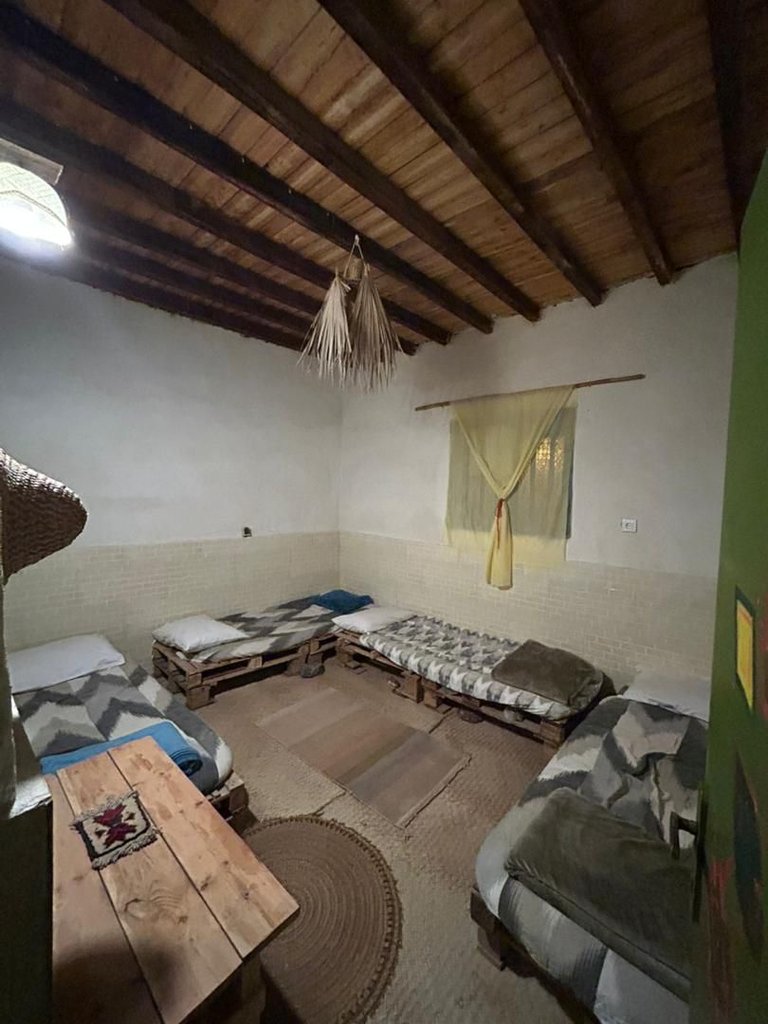 هاستل ژوان - واحد 2