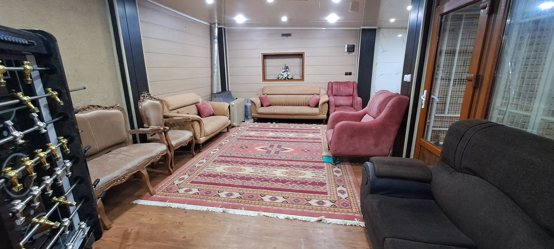 ویلا یک خوابه باغبهادران صالحی