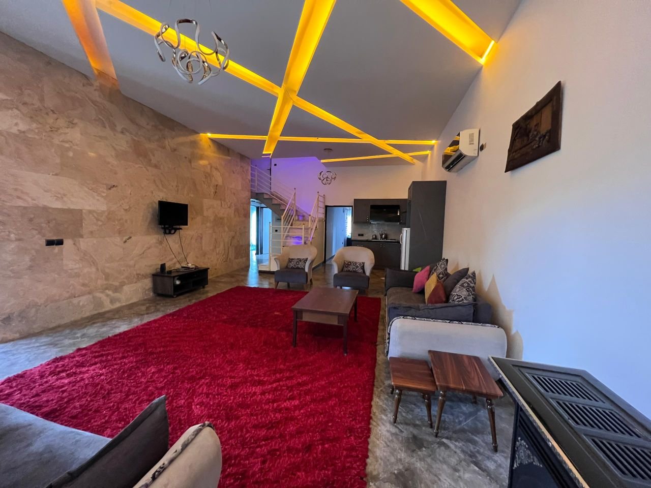 ویلا سه خوابه استخردار آبگرم شهرک اودنگ