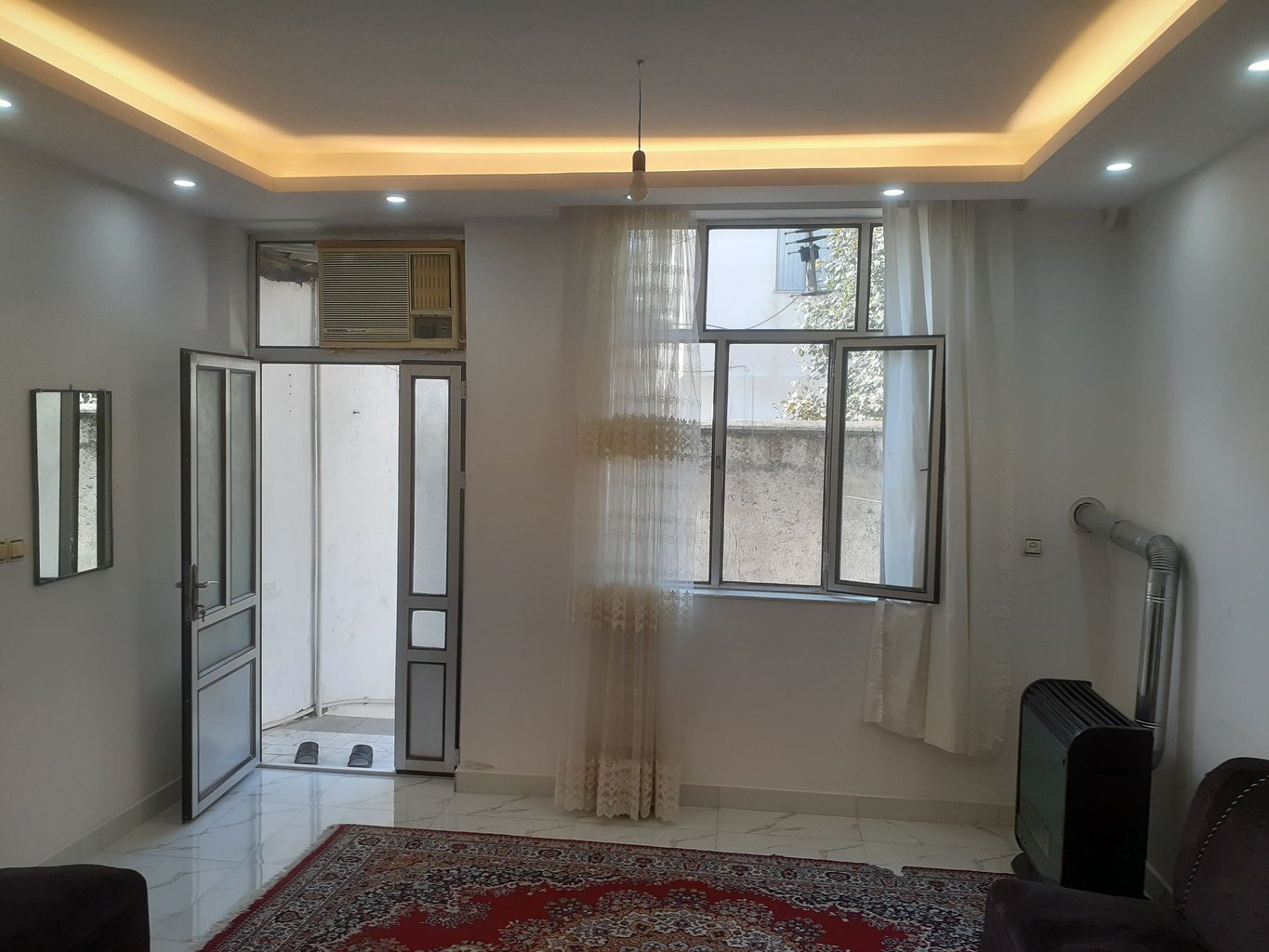 سوئیت یک خوابه داریوش شرق