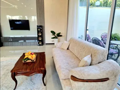 ویلا دوخوابه جکوزی دار باغ سبز ۲