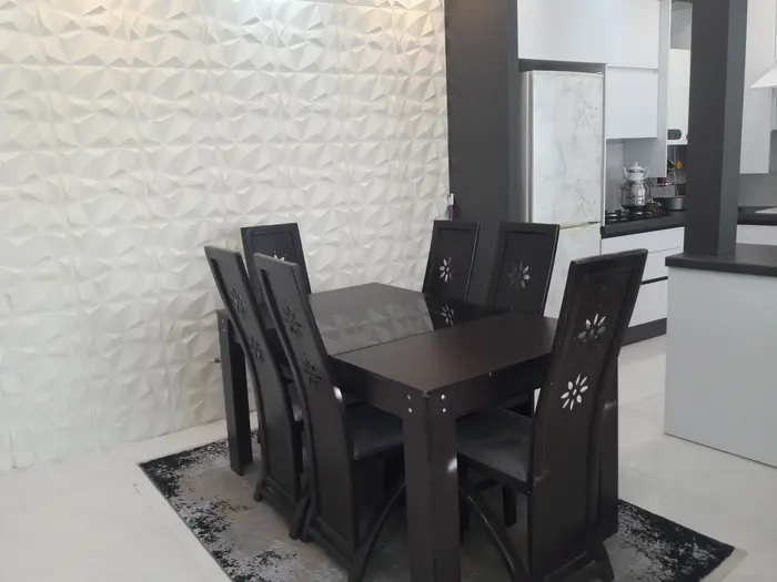 ویلا دوخوابه کوشک زر 1 - میز نهارخوری