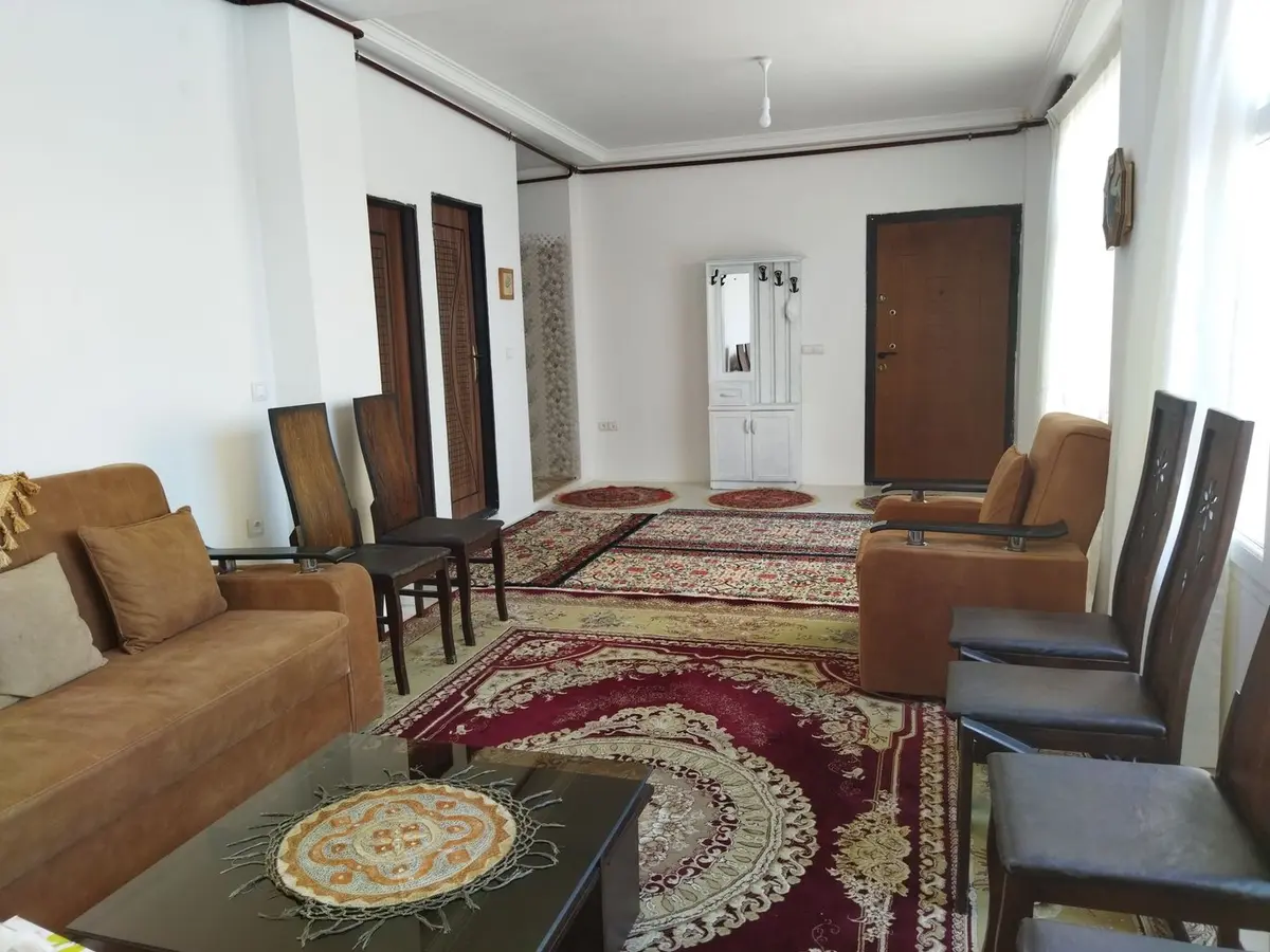 یک خوابه روستایی حیدره - پذیرایی