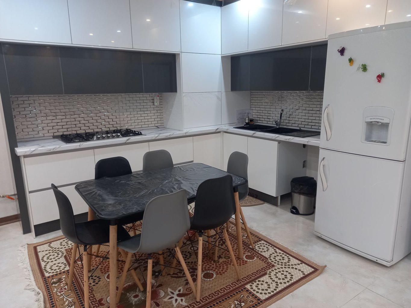 ویلا دوخوابه استخردار باغ گیلاس