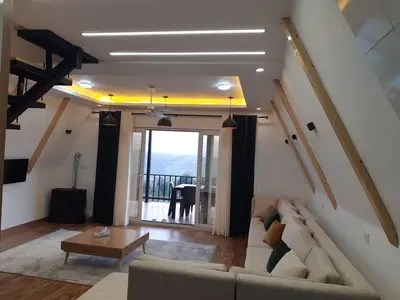 کلبه دوخوابه سوئیسی رودبار