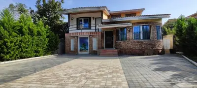 ویلا سه خوابه استخردار آبگرم آب پری