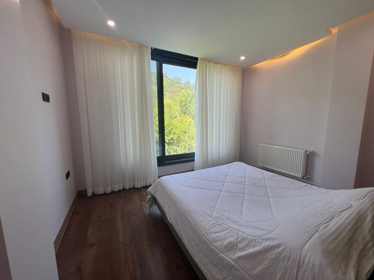 دوخوابه دوبلکس استخردار آبگرم ماکلوان