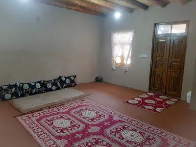 بومگردی ماری گل - واحد سوگل