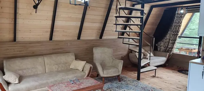 کلبه دوخوابه سوئیسی جکوزی دار نگین