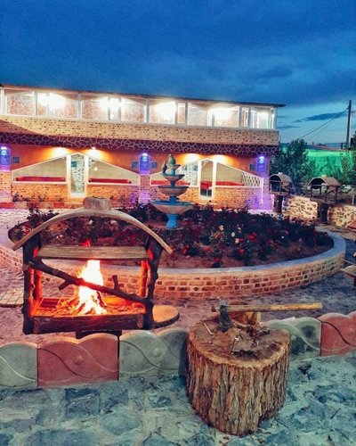 بومگردی به بارت - واحد چنار