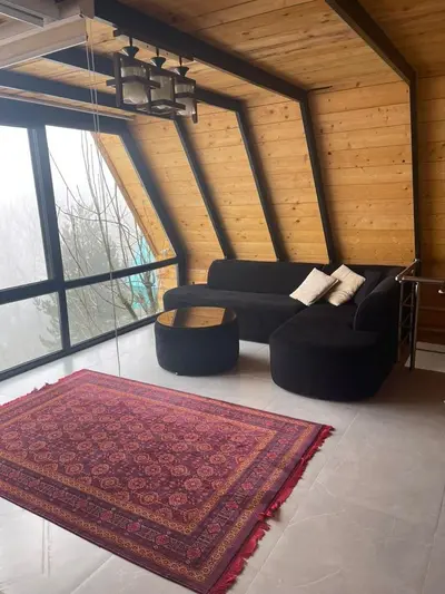 کلبه دوخوابه زرد مهروماه