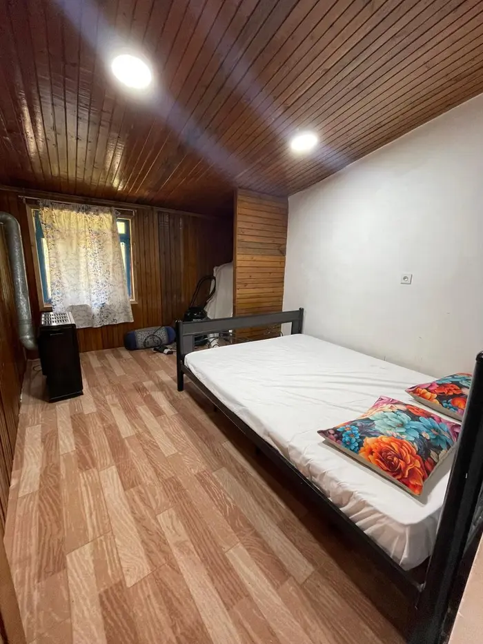 کلبه دوخوابه جنگلی ماهان 3