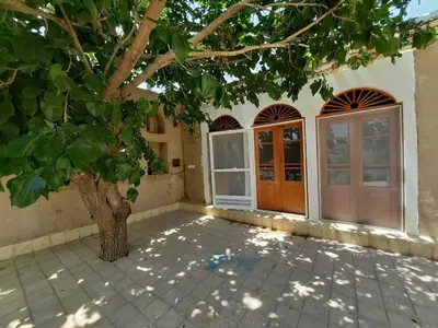 بومگردی شمعدونی برزک - واحد توت سفید