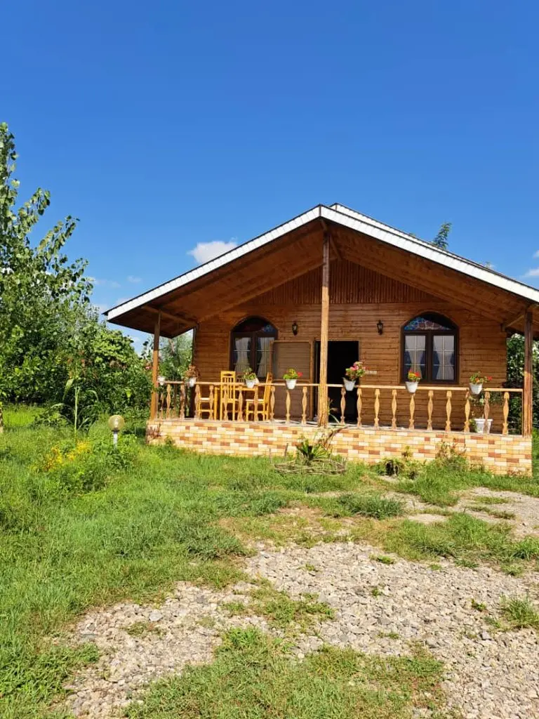 دوخوابه چوبی سورنا