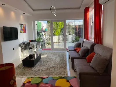 سوئیت فلت آرنگ