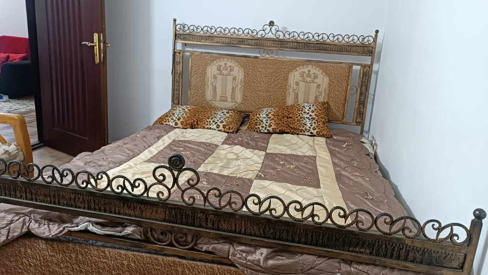 آپارتمان دوخوابه سعیدی 2